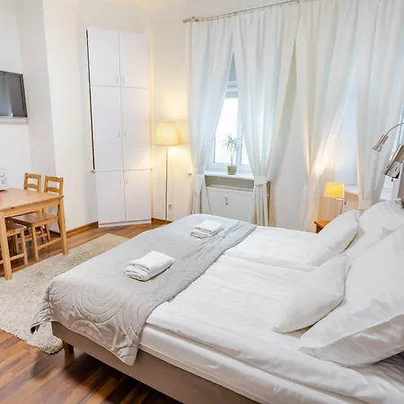 Velvet Aparthotel Poznań