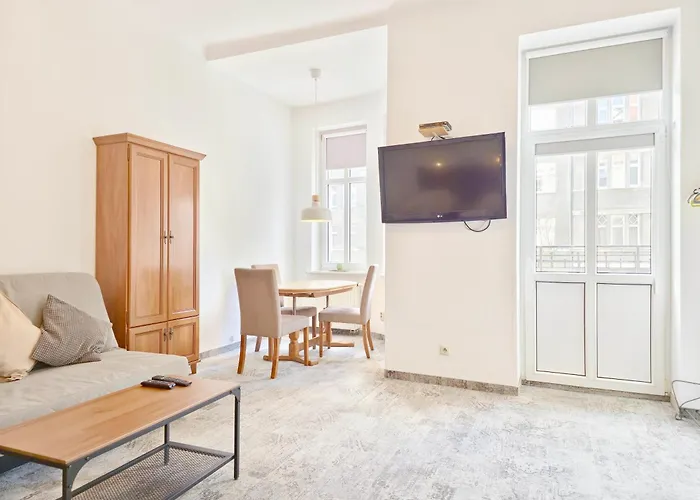 Velvet Познань