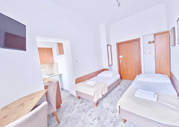 Velvet Познань