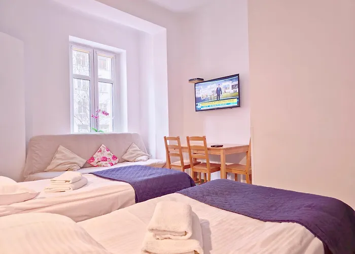 Velvet 3* Познань