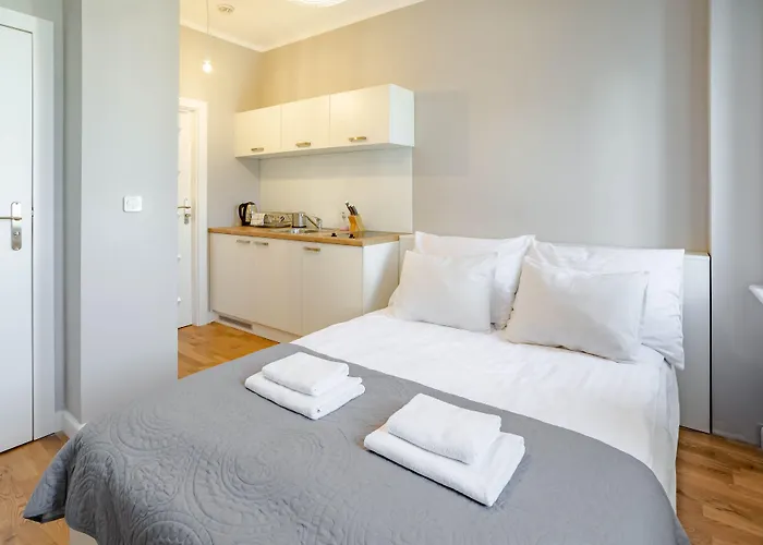 Velvet 3* Познань